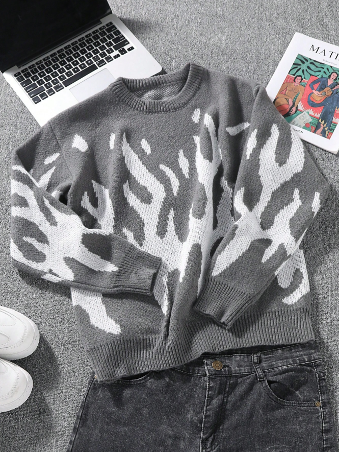 Men's Round Neck Long Sleeve Pattern Detail Casual Sweater